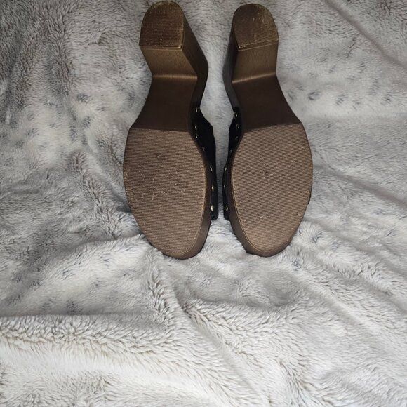 Shoe Dazzle slip on chunky heels - Picture 4 of 4